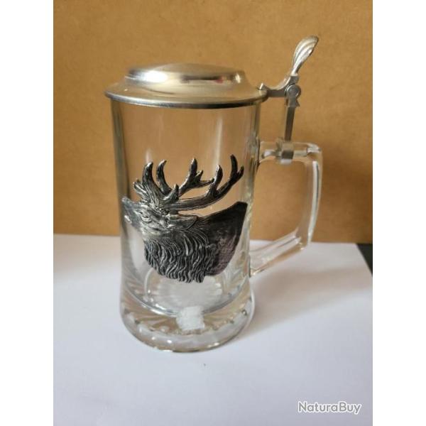 CHOPE A BIERE EN CRISTAL 0.5 LITRE AVEC DECOR TETE DE CERF