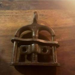 Menottes  anciennes  entraves