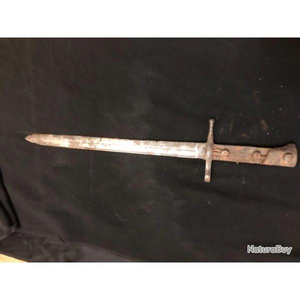 baionnette ancienne a restaurer manque