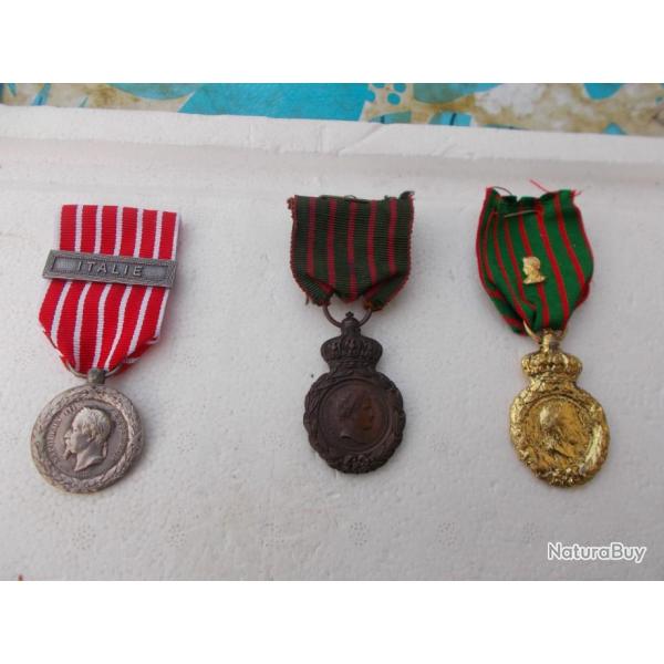 lot de 3 m�dailles militaires avec leur rubans,�tat comme neuf!!RARE
