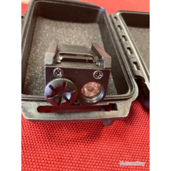 LAMPE XC1 HANDGUN FLASHLIGHT