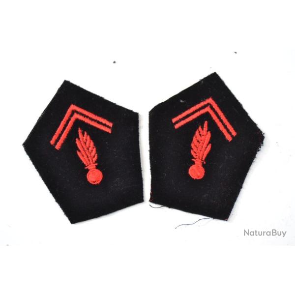 Paire de pattes de col anciennes sapeur pompier pour veste vareuse Sur velours noir sapeurs pompiers