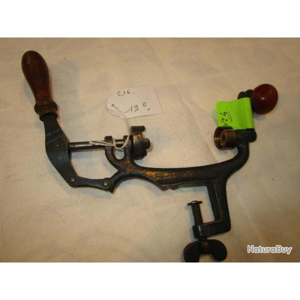 Tres bon sertisseur pour cal - 16 .peut faire des broches .