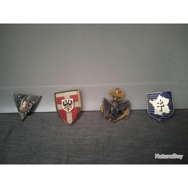 Insignes - Lot d'insignes militaire �ditions Atlas