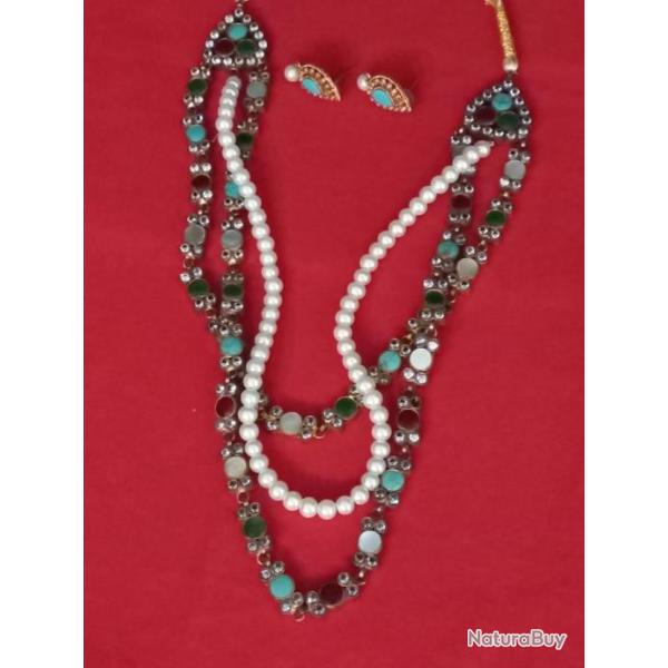 Magnifique collier sautoir 3 rangs avec pompon vintage