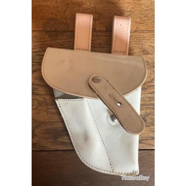 Holster tch�que