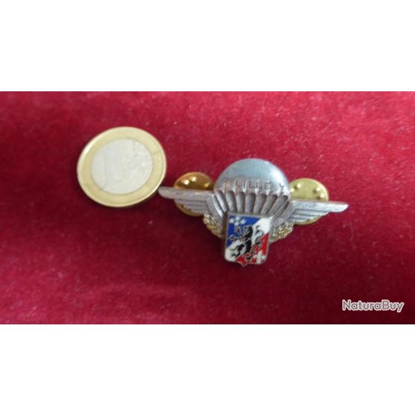PINS BREVET PARACHUTISTE FRANCE/ 3CA OFFERT PAR GENERAL GUICHARC? LILLE