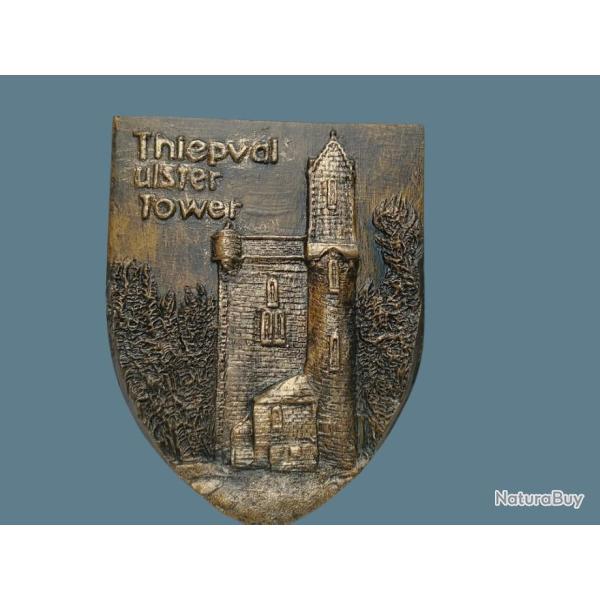 WW1- Thiepval Blason Ulster Tower ( 14 x 11 cm ) avec accroche au dos