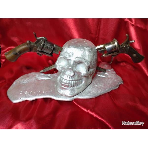 Sculpture Colt Tattoo