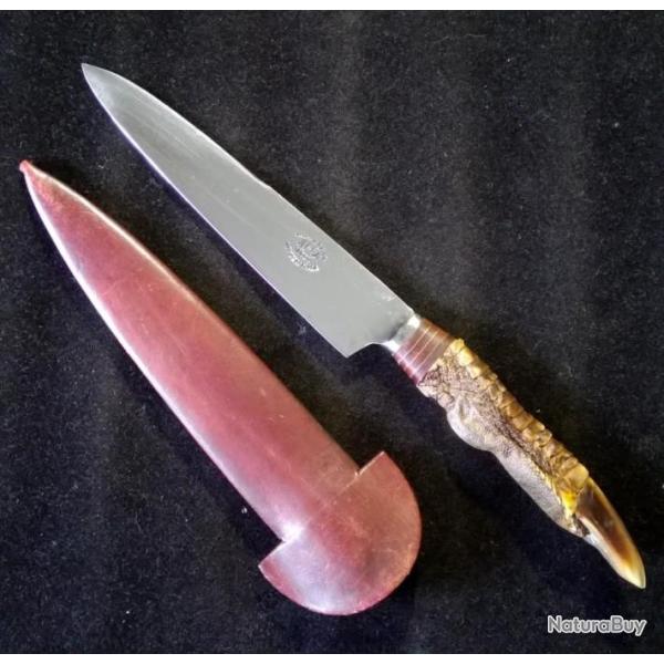 ANCIEN COUTEAU DE GAUCHO ARGENTIN  JU-CA TANDIL ARGENTINA  MANCHE EN PATTE DE NANDOU  ETUI CUIR