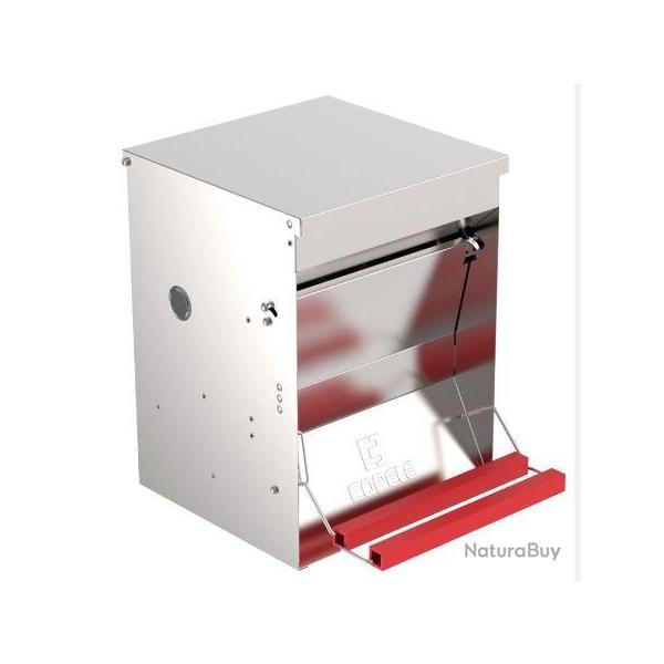 Mangeoire � p�dale 12 Kg vert.