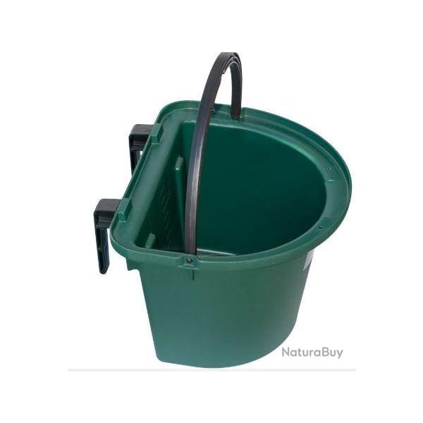 Mangeoire plastique pour chevaux petit pour chevaux
