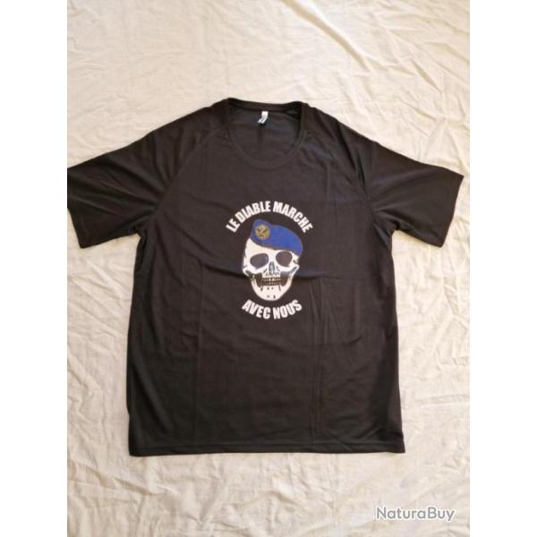 T-shirt Troupes de Marine "Le Diable marche avec nous" DESTOCKAGE!!!