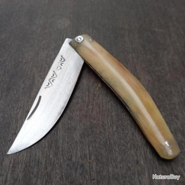 Joli Couteau ARTISANAL CAPUCIN de KAHRAMANMARAS  2 CLOUS Manche en corne