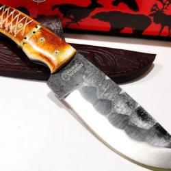 Couteau Chasse Manche Os Lama 11cm