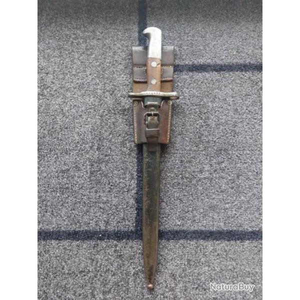 Baionnette suisse mod�le 1918 + gousset cuir