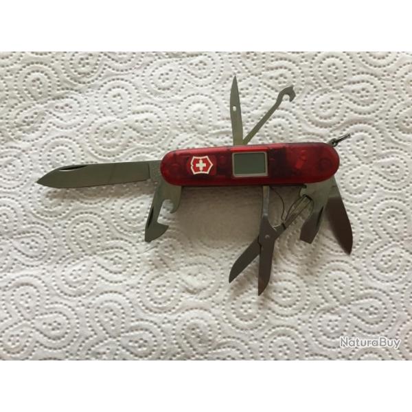 Vends couteaux Pliants SUISSE