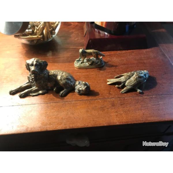 Bronze reprsentant chien couch