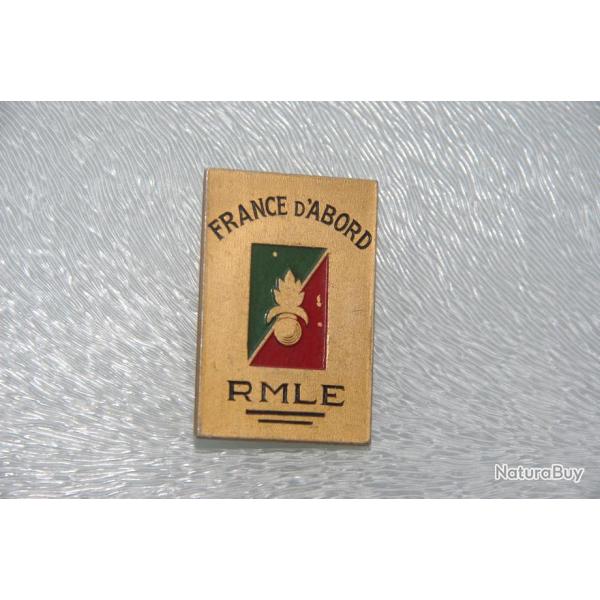 INSIGNE  DU REGIMENT MARCHE LEGION ETRANGERE  -- FRANCE  D ' ABORD ----LIBERATION 1944 - 1945  -----