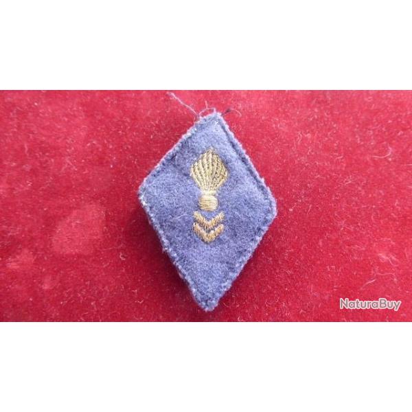 ECUSSON TISSU LOSANGE MANCHE CORPS TECHNIQUE BLEU FONCE