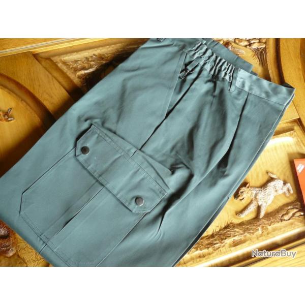 PANTALON...  chasse,  bricolage...  en 44