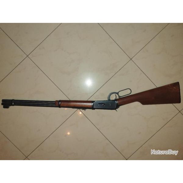 Bonjour, je vend une super winchester mod 94 new haven est tr�s tr�s bonne �tat avec tous les docume