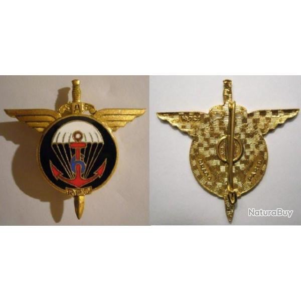 INSIGNE PARACHUTISTES :   6  REGIMENT  PARACHUTISTES  COLONIAL--------- DRAGO  PARIS H.721---------