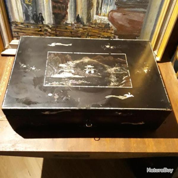 Coffret revolver
