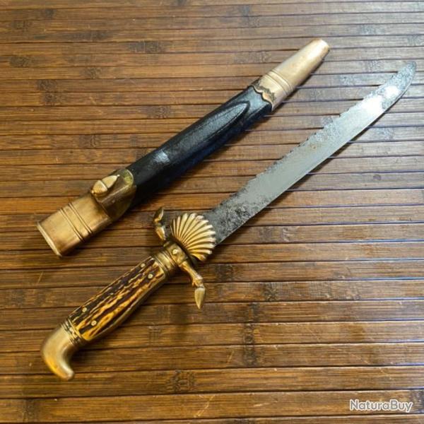GRANDE ET RARE DAGUE DE V�NERIES A DENTS DE SCIES FABRICATION ALLEMANDE J.D.D&S XlX �me