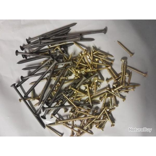 Lot vis pour bricolage.