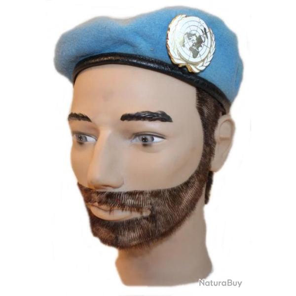 Brt de l'ONU avec insigne