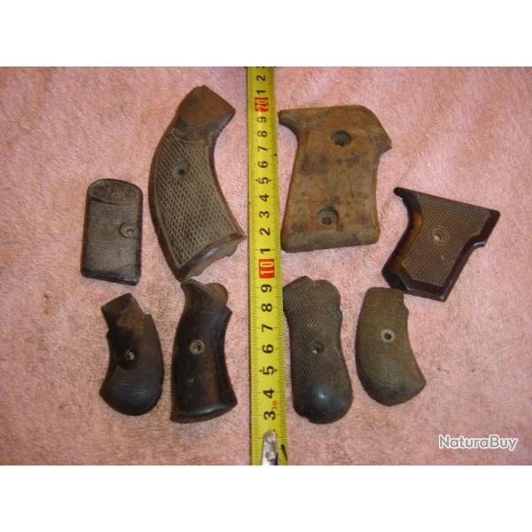 LOT DE 8 PLAQUETTES POUR  REVOLVER / PISTOLET