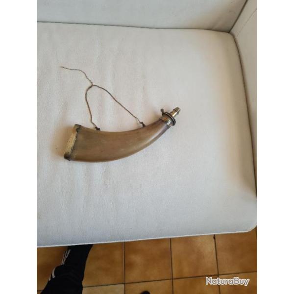 gourde corne a poudre grande taille