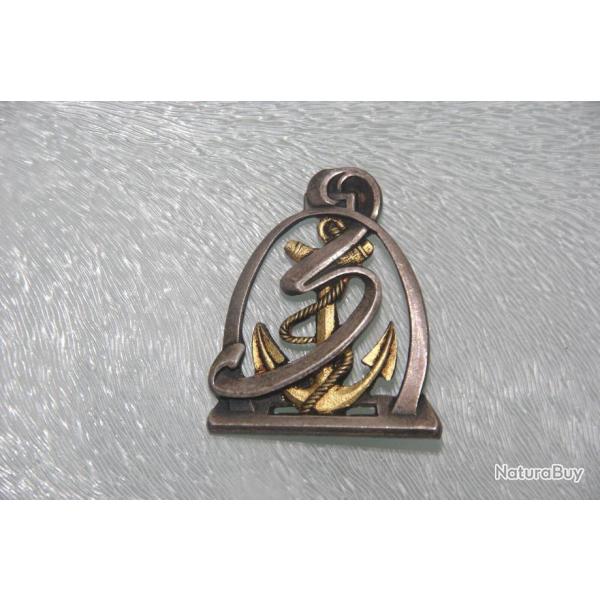 INSIGNE DU 3 � ESCADRON MONTE / REGIMENT MIXTE CAMDOBGE ----------- D.P.N 755 -----