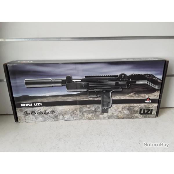 Carabine a air comprime Umarex IWI MINI UZI cal.4,5mm 7,5joules