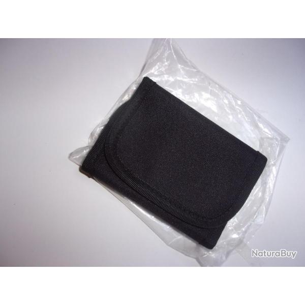 ETUIS DE CROSSE ET PORTE CARTOUCHES CARABINE ET FUSIL