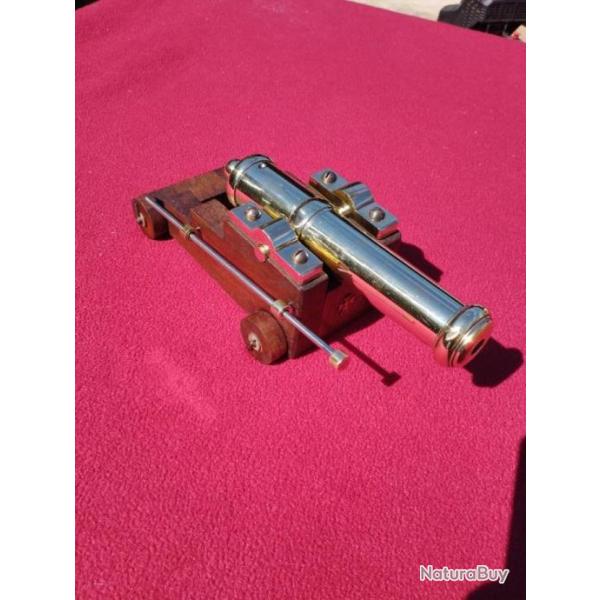 Canon de rempart en bronze