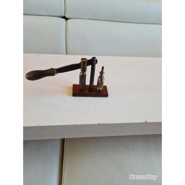 amorceur  desamorceur en calibre  16  rouge