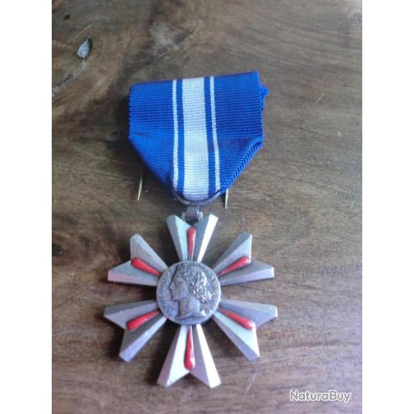 MEDAILLE MERITE DU SANG