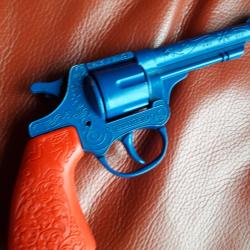 COLT peacemaker   la l&eacute;gende de l,Ouest Am&eacute;ricain JOUET COW BOY FAR WEST WESTERNS neuf + bo&icirc;te