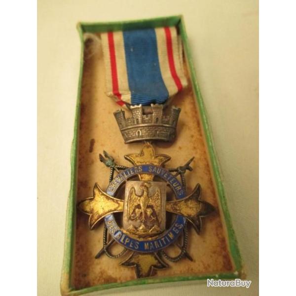 m�daille de  sauveteur des alpes maritimes  superbe