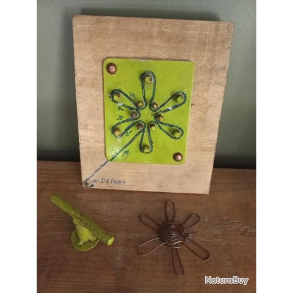 ancien jeu vintage  populaire en bois et m�tal , cuivre   1970