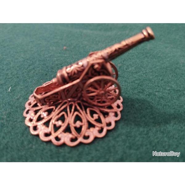Cannon   miniature au gout du XVIII