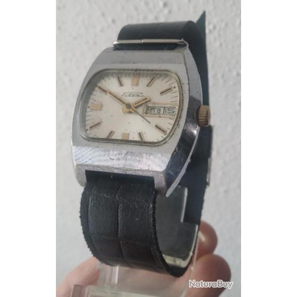 RAKETA "TELEVIZOR" MONTRE M�CANIQUE ANCIENNE CALIBRE 2628.H MADE IN URSS 1970