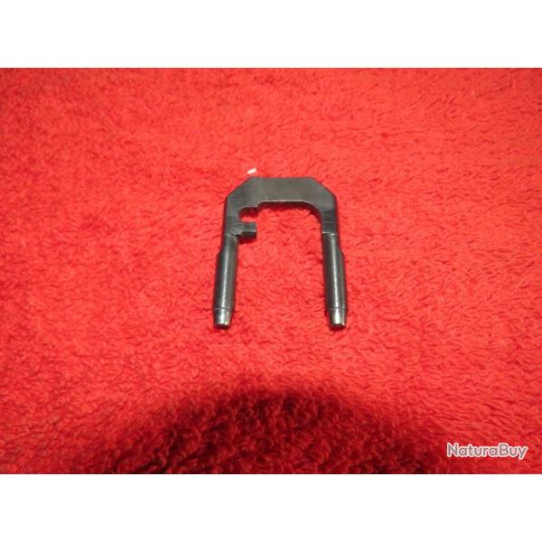 VERROU DE FERMETURE DE BERETTA 680 ,682,686 calibre 12