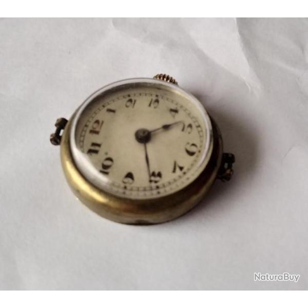 MONTRE M�CANIQUE PLAQU�E OR FABRIQU�E EN FRANCE 1930/1940