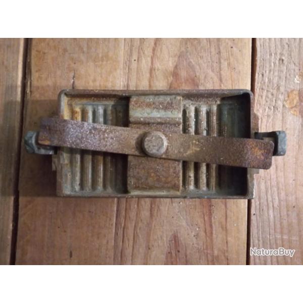 ancien moule � plomb de p�che