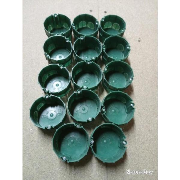 Lot de boites d'encastrement a sceller ronde Legrand