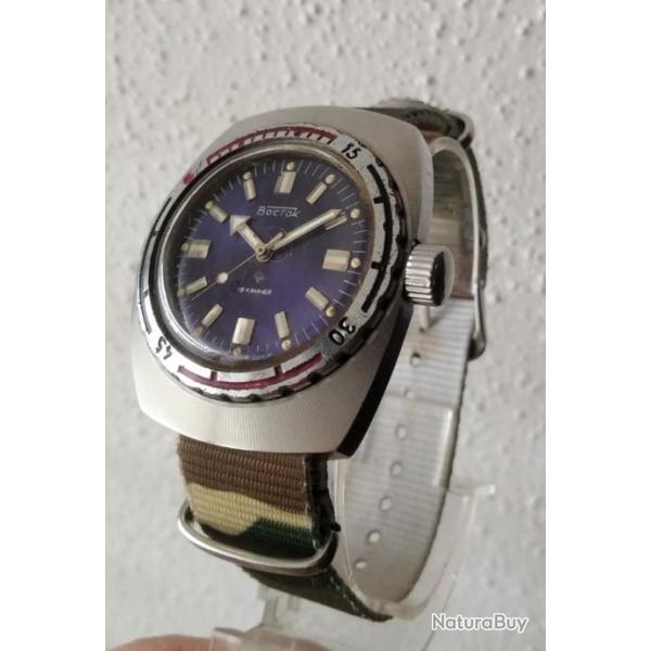 VOSTOK AMPHIBIA TONNEAU MONTRE M�CANIQUE ANCIENNE MADE IN URSS CHISTOPOL 1970s