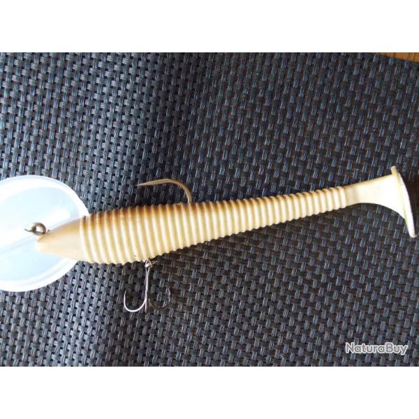 LOT DE DEUX  -  SHAD WAVE UP  -  DE CHEZ K-HOD - 19 CM -